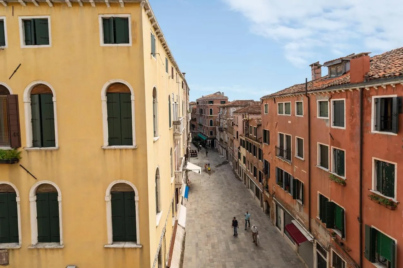 Doge Morosini Palace By Wonderful Italy Venedig