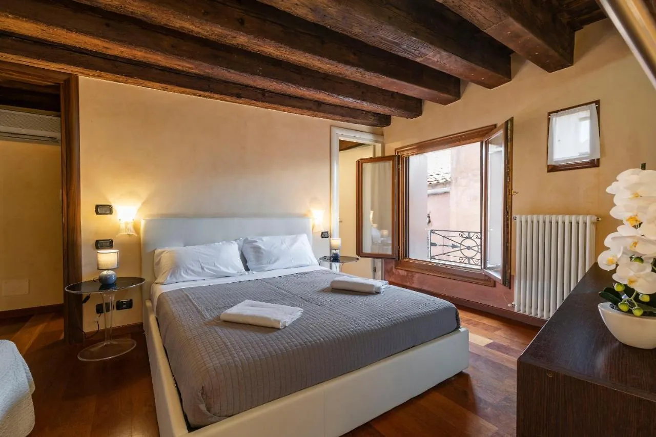 Doge Morosini Palace By Wonderful Italy Venedig Italien