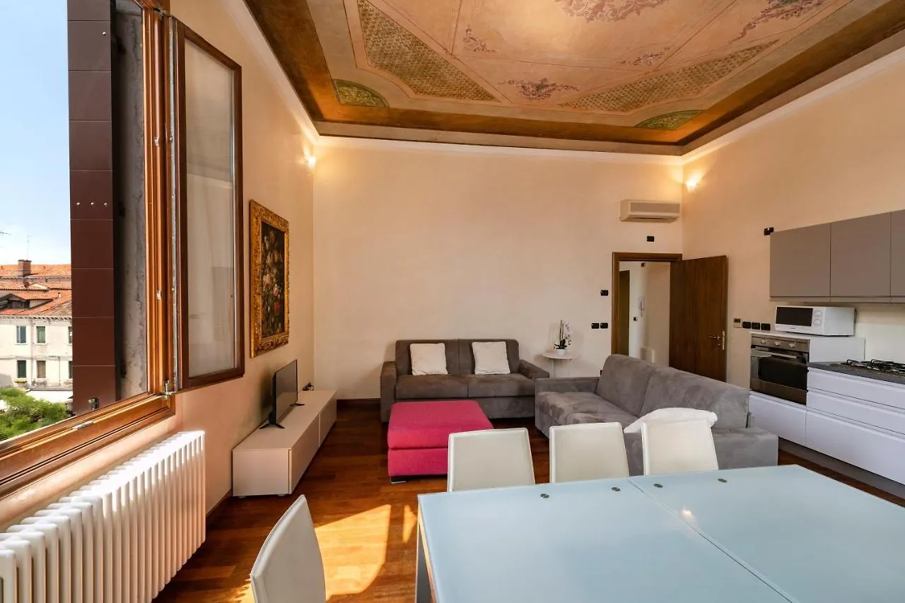Doge Morosini Palace By Wonderful Italy Venedig 0*,  Italien